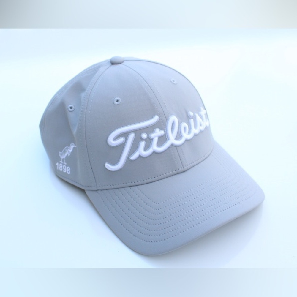 Titleist hat - Picture 2 of 7